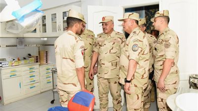رئيس أركان حرب القوات المسلحة يتفقد المنظومة التعليمية بمعهد ضباط الصف المعلمين