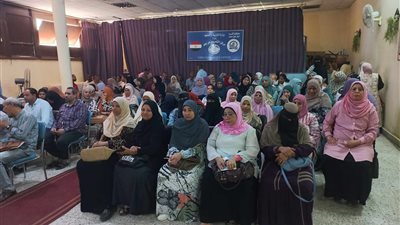 انطلاق اللقاء التدريبي لمعلمي اللغة العربية بالمرحلة الابتدائية بمدارس نجع حمادي  | صور