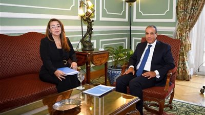 وزير الخارجية يستقبل مديرة مكتب الأمم المتحدة للمخدرات والجريمة