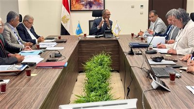 نائب وزير الإسكان: متابعة مشروعات المياه والصرف الصحي وتذليل المعوقات بالمحافظات