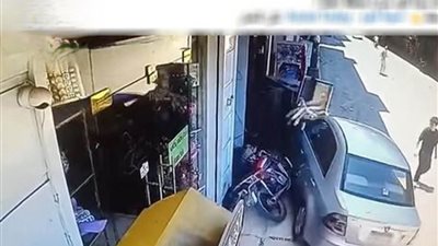 الداخلية تكشف تفاصيل واقعة اصطدام قائدة سيارة بدراجة و