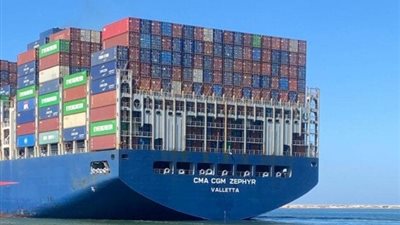ضمن قافلة الجنوب.. قناة السويس تشهد عبور سفينة الحاويات “CMA CGM ZEPHYR” 