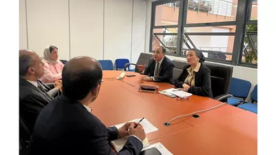 وزيرة البيئة تبحث مع نظيرها العماني التعاون الثنائي بين البلدين