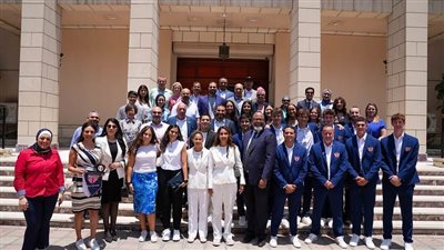 بالصور..السفارة الأمريكية  بالقاهرة تقيم  مأدبة غداء  للناشئين في بطولة العالم للإسكواش