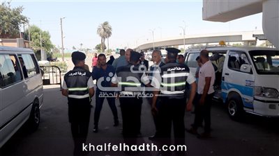 سحب 8 رخص قيادة والتحفظ على السيارات المخالفة لامتناع سائقيها عن استكمال خط السير  لتوصيل الركاب