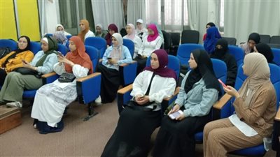 ورشة التعليق الصوتي تتواصل بصحافة بنات اعلام الأزهر بمشاركة الإعلامي حساني بشير