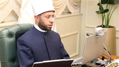 وزير الأوقاف يُحيل مخالفات للتحقيق ويوجّه بتشديد الرقابة ومضاعفة جهود الحوكمة