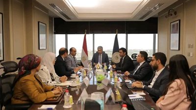 وزير السياحة والآثار يتابع استعدادات إطلاق منصة 