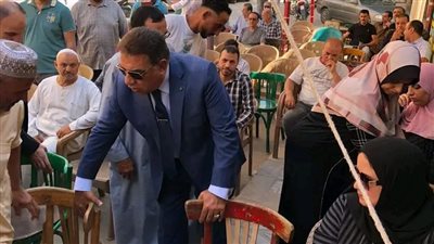 محافظ الدقهلية يحذر العاملين بالمركز التكنولوجي بالمنصورة خلال جولته التفقدية 