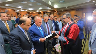 رئيس جامعة كفر الشيخ يستقبل نائب رئيس الوزراء ووزير النقل والصناعة