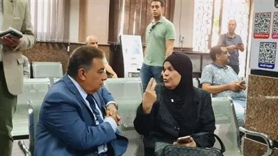 محافظ الدقهلية يوجه بسرعة التعامل مع طلبات وشكاوى المواطنين بالمركز التكنولوجي بالمنصورة 