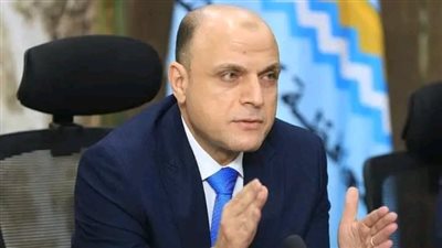 محافظ كفر الشيخ يسلم 11 عقدا لتقنين أراضي أملاك الدولة للمواطنين