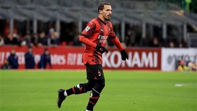 الاتحاد السعودي يفاوض إسماعيل بن ناصر لضمه من ميلان