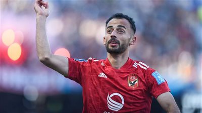 عبد القادر يدخل حسابات الجهاز الفني للأهلي استعدادًا لمباراة الزمالك بالقمة 