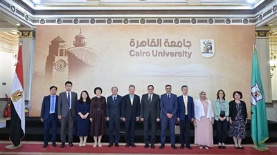 رئيس جامعة القاهرة يبحث التعاون الأكاديمي مع الجمعية الصينية للتعليم العالي