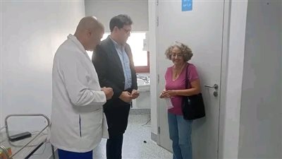 وزير الثقافة يزور الكاتب الكبير صنع الله إبراهيم للاطمئنان على صحته
