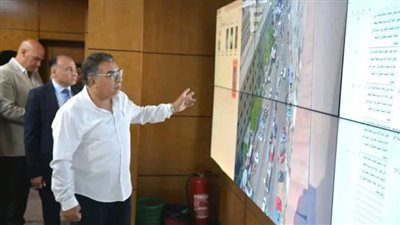 محافظ الدقهلية يتابع الحالة العامة للميادين والشوارع من خلال الشبكة الوطنية للطوارئ والسلامة العامة