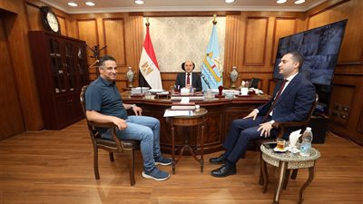 محافظ كفرالشيخ  يبحث مع أعضاء مجلسي النواب والشيوخ مشكلات الدوائر 