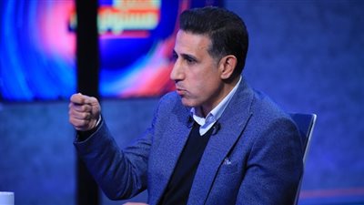 إيهاب الكومي يعلق على أزمة مدحت عبد الهادي: النجومية مسؤولية والكلمة مثل الرصاصة