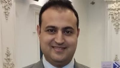 الكاتب الصحفي محمد الكريتي يهنئ الدكتور محمود الشرقاوي لحصوله على الدكتوراه بامتياز