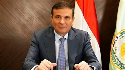 وزير الزراعة يوجه بحزمة إجراءات فورية وعاجلة لدعم مزارعي الرمان بالبداري
