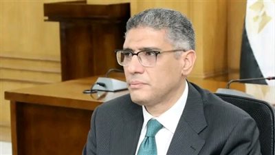 محافظ الجيزة يبحث مع رئيس جهاز حماية المستهلك خفض الأسعار لتخفيف الأعباء عن المواطنين