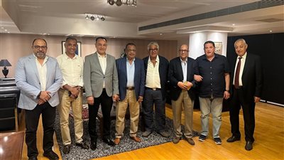 بذل اقصي جهد لخدمة قطاع السياحة ، ومضاعفة النمو ، وتنفيذ خطة الدولة للنهوض بالسياحة