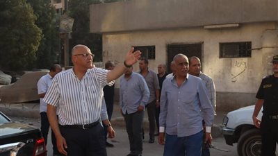 محافظ القليوبية يتابع أعمال النظافة ورفع التعديات بشرق شبرا