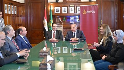 جامعة القاهرة توقّع بروتوكول تعاون مع بنك مصر لتطوير مركز رعاية الحالات الحرجة بالقصر العيني