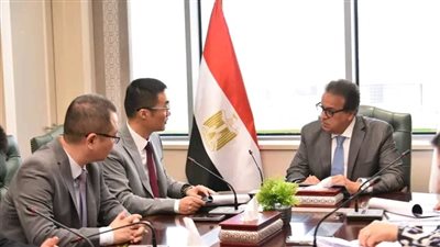 وزير الصحة يبحث مع رئيس «هواوي» العالمية تعزيز التعاون في الذكاء الاصطناعي والتحول الرقمي