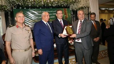وزير الزراعة ومحافظو البحيرة والوادي الجديد ودمياط يفتتحون مؤتمرًا علميًا لاستعراض أحدث تقنيات المكافحة الحيوية للآفات