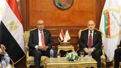 رئيس محكمة النقض يهنئ المستشار محمد الشناوي بتوليه رئاسة النيابة الإدارية بمدينة 6 أكتوبر