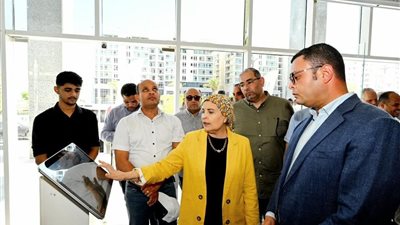 وزير الإسكان يشهد التشغيل التجريبي لمركز خدمات المجتمعات العمرانية بالعلمين الجديدة
