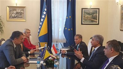 وزير السياحة والآثار يستهل زيارته الرسمية للبوسنة والهرسك بلقاء وزير الخارجية لتعزيز التعاون المشترك