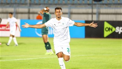 المصري يخطف نقطة ثمينة من بيراميدز ويحافظ على صدارة الدوري