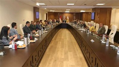 وزير العمل يترأس اجتماع المجلس الأعلى للتشاور الاجتماعي لمناقشة القرارات التنفيذية لقانون العمل الجديد