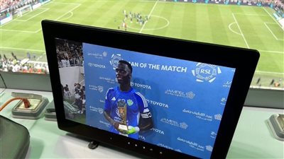 الأهلي يبدأ مشواره في الدوري السعودي بفوز صعب على نيوم