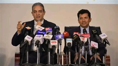وزير الشباب والرياضة ونقيب الإعلاميين يشهدان الحلقة النقاشية والمؤتمر الإعلامي حول قانون الرياضة