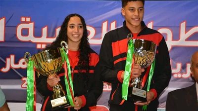 وزير الشباب والرياضة يُهنئ الاتحاد المصري للسباحة بالتتويج بلقب البطولة العربية للألعاب المائية