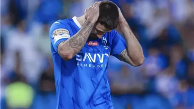 الهلال يودّع هدافه التاريخي بعد التعاقد مع داروين نونيز  