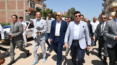 وزير الري يشارك في احتفالات الشرقية بعيدها القومي بحضور وزراء ومسؤولين
