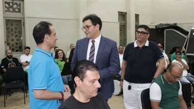 وزير الثقافة يشهد بروفة النجم محمد ثروت لاحتفالية المولد النبوي بدار الأوبرا ويُشيد بمشاركته