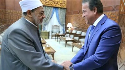 شيخ الأزهر ونائب رئيس الوزراء وزير الصحة يشهدان توقيع بروتوكول تعاون بين الأزهر الشريف ووزارة الصحة
