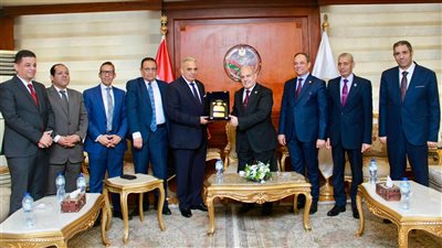 نادي قضاة مصر يهنئ المستشار محمد الشناوي بتوليه رئاسة هيئة النيابة الإدارية