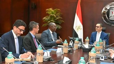 وزير الاستثمار يستعرض مشروعات التعاون مع وفد مجموعة البنك الدولي ومؤسسة التمويل الدولية