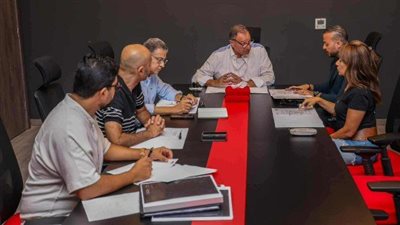 الخطيب يشيد بجهود مؤسسة الأهلي المجتمعية ويستعرض خطط المرحلة المقبلة