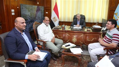 محافظ كفرالشيخ يوجّه ببحث طلبات وشكاوى المواطنين