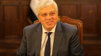وزير التعليم العالي يشيد بدعم القوات المسلحة لمشروع الجينوم الوطني المرجعي
