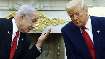 نتنياهو يطالب واشنطن بالضغط على مصر بزعم انتهاك ترتيبات السلام في سيناء
