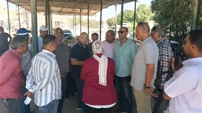 جولة ميدانية لنائب محافظ الجيزة بمدينة كرداسة للوقوف علي مستويات النظافة والأشغالات 